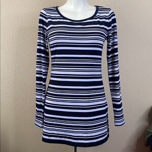 Michael Kors black-and-white striped long sleeve tunic top S ❤️❤️